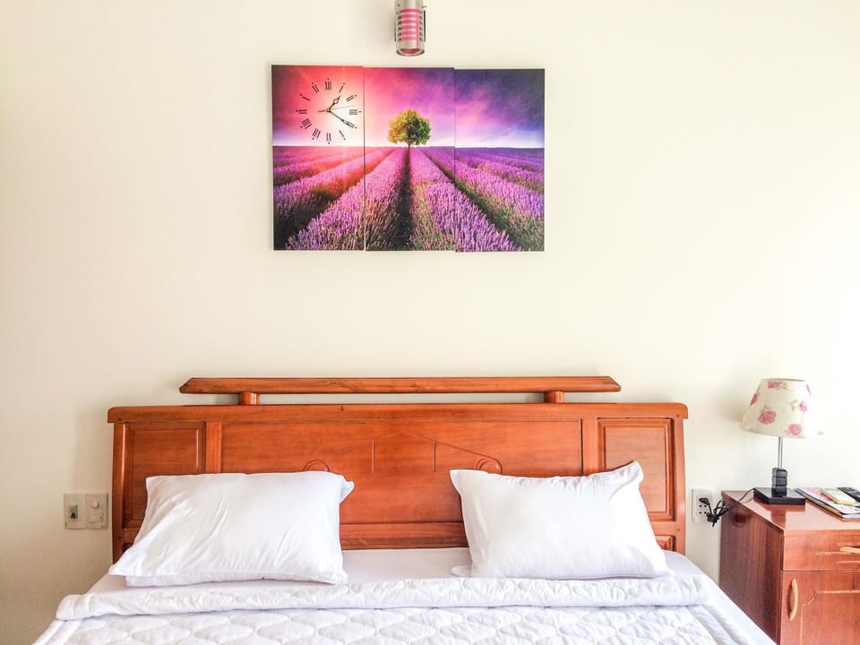 Bed, Decorative detail