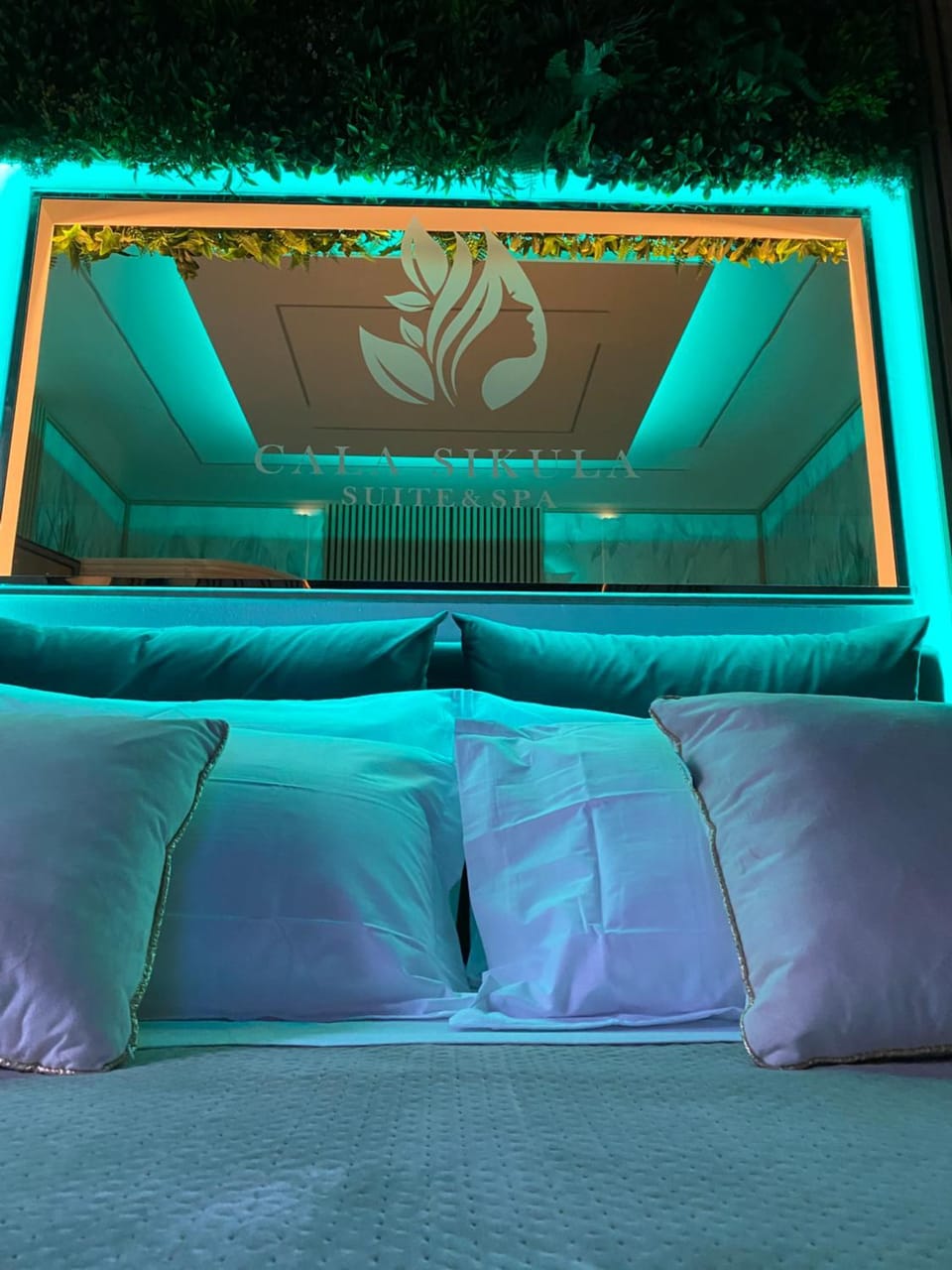 Bed, Night, Bedroom