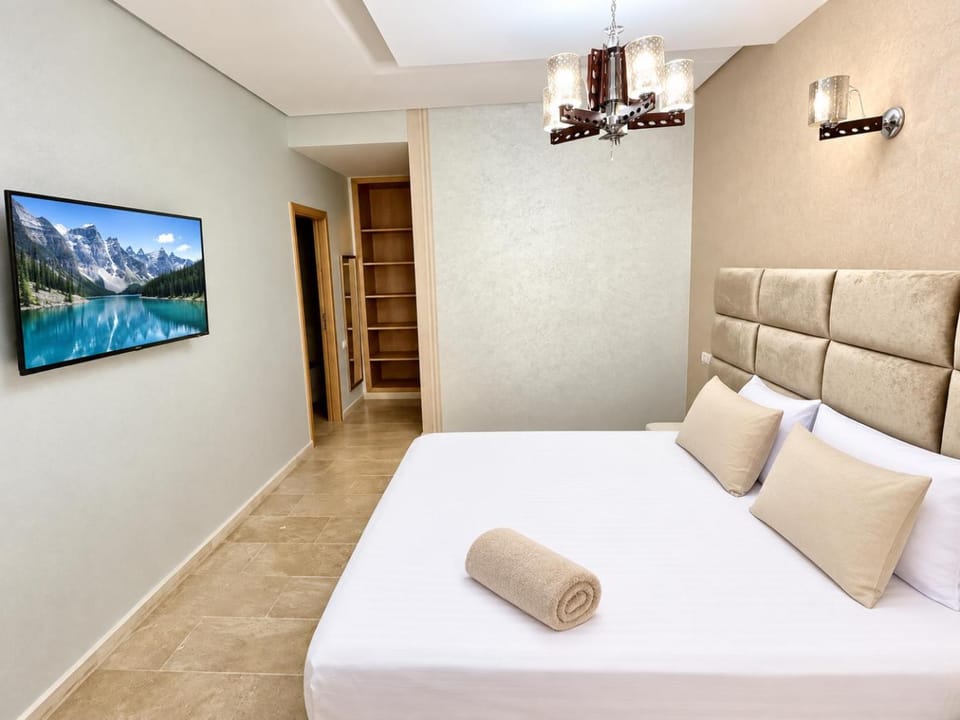 Bel appartement meublé avec Wifi fibre optique Apartment in Fes