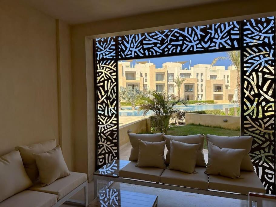 Chic 3BR Ground Free Beach & Pool access at Mangroovy Apartment in Hurghada