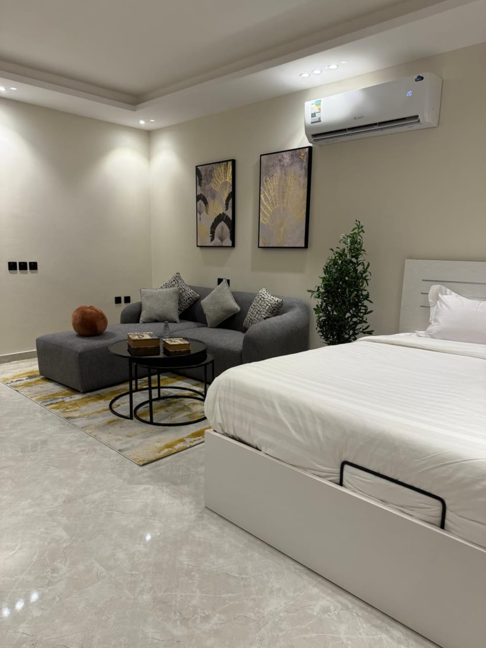استديو فندقي - مودرن فاخر كبير جدا Apartment in Riyadh