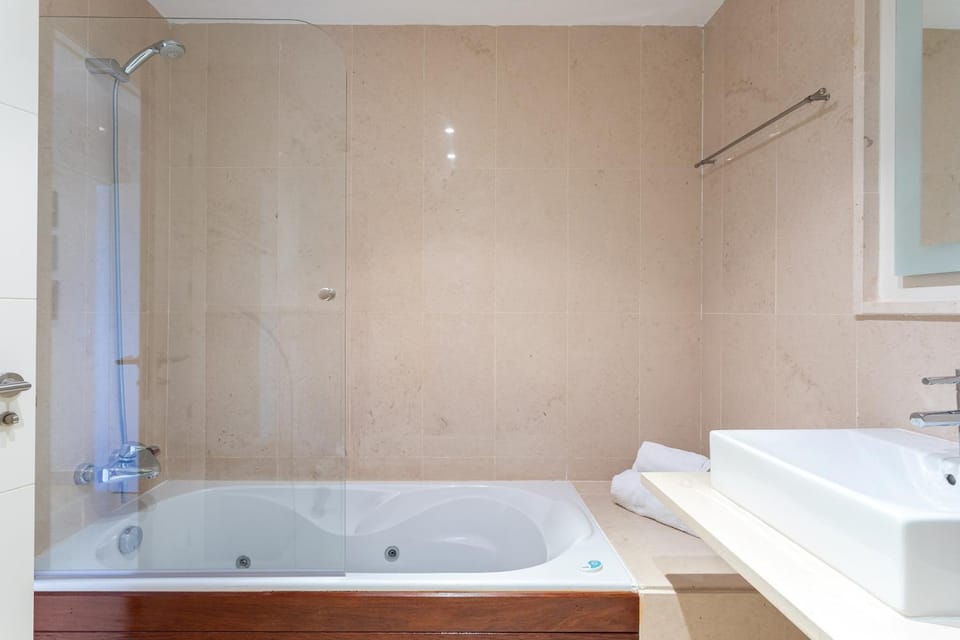Hoyo 19 Apartment., Villa Padierna Apartment in Costa del Sol