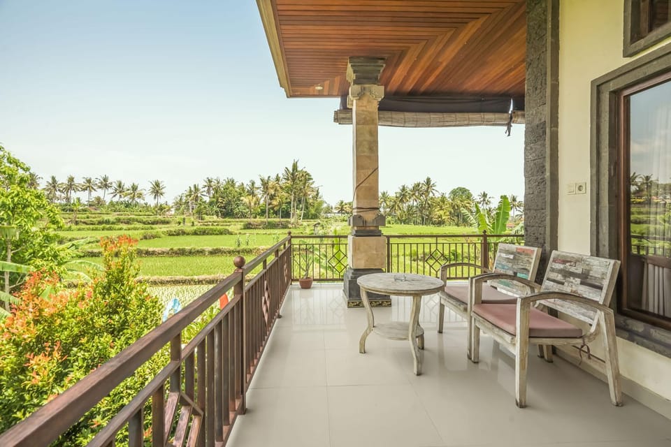 View (from property/room), Balcony/Terrace, Seating area