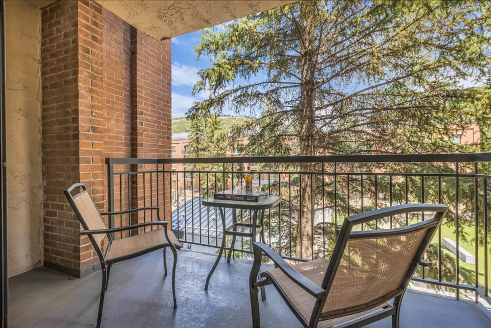 Centrally Located Park City Retreat Near Town Lift House in Park City