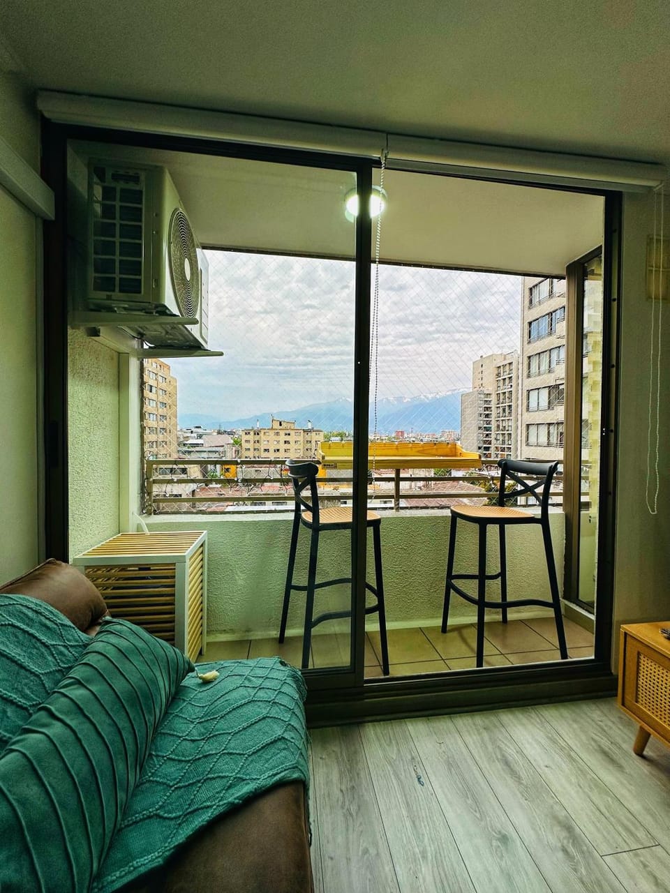 View (from property/room), Balcony/Terrace, Living room