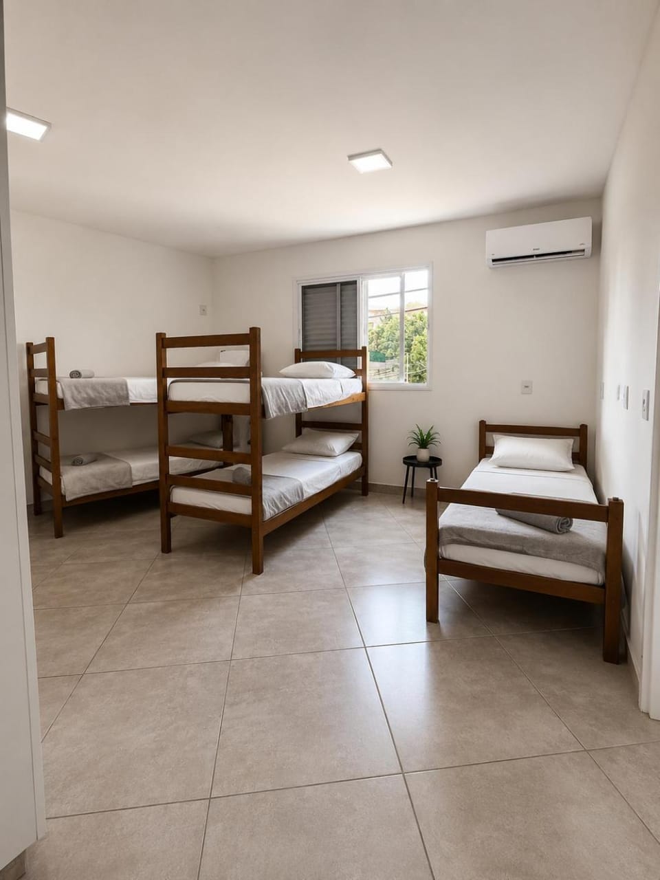 Bed, Bedroom, bunk bed