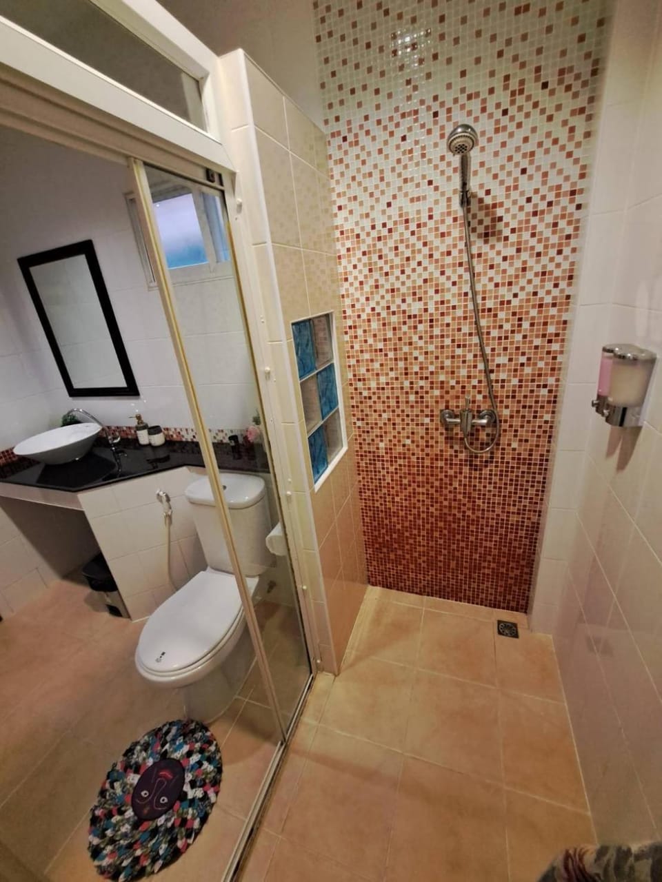 Shower, Toilet, Bathroom