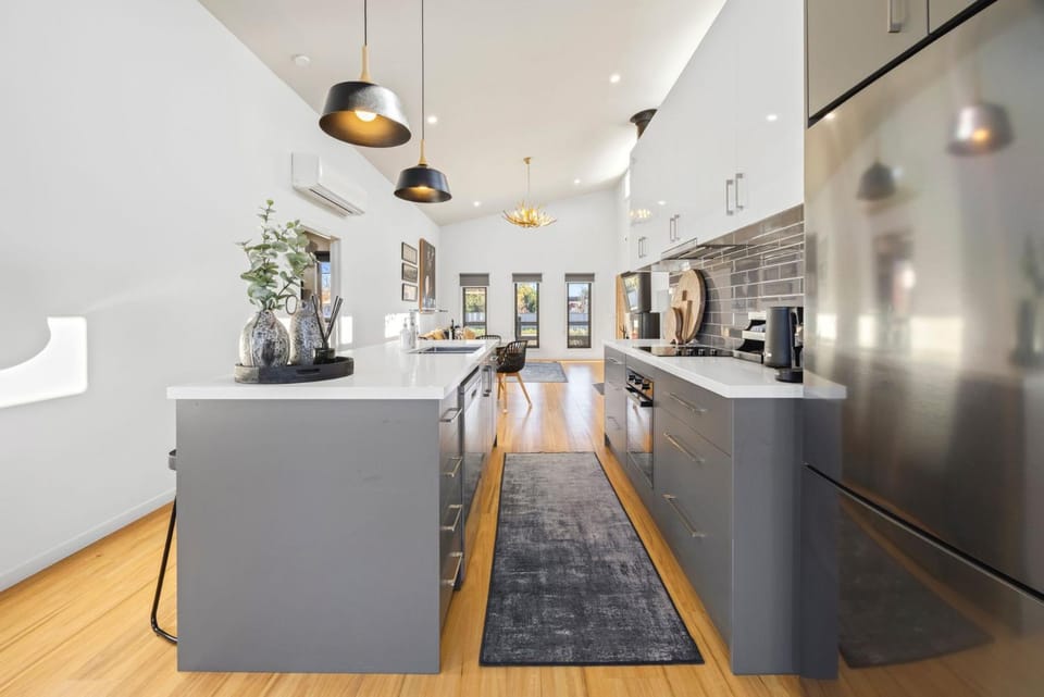 Station House - Mansfield - Sleeps 8 House in Mansfield