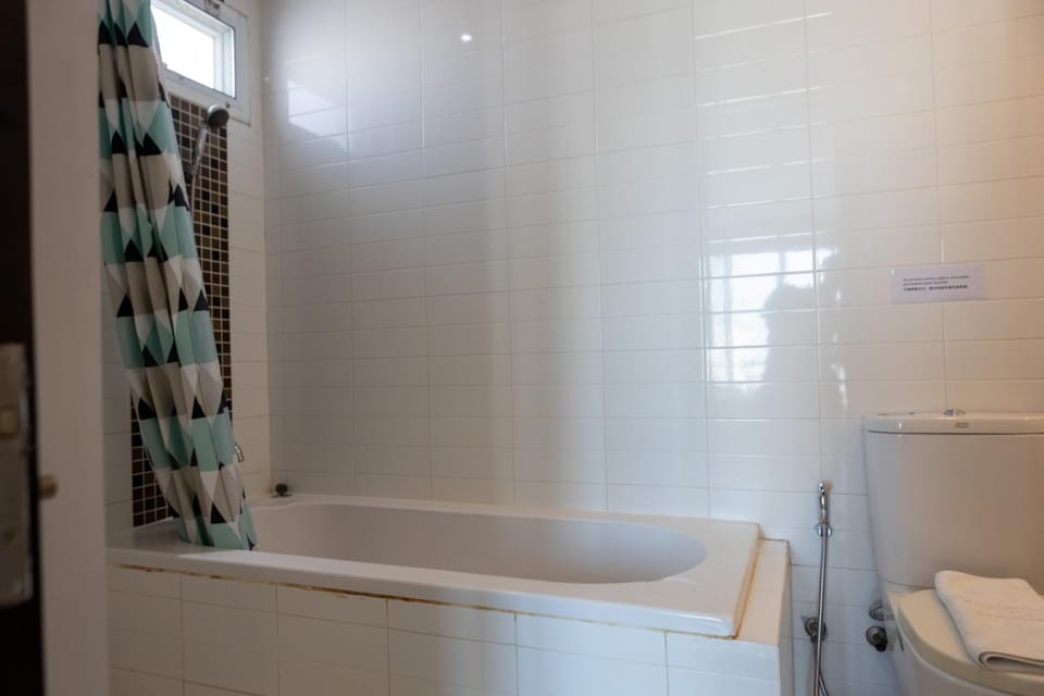 Bathroom, Bath