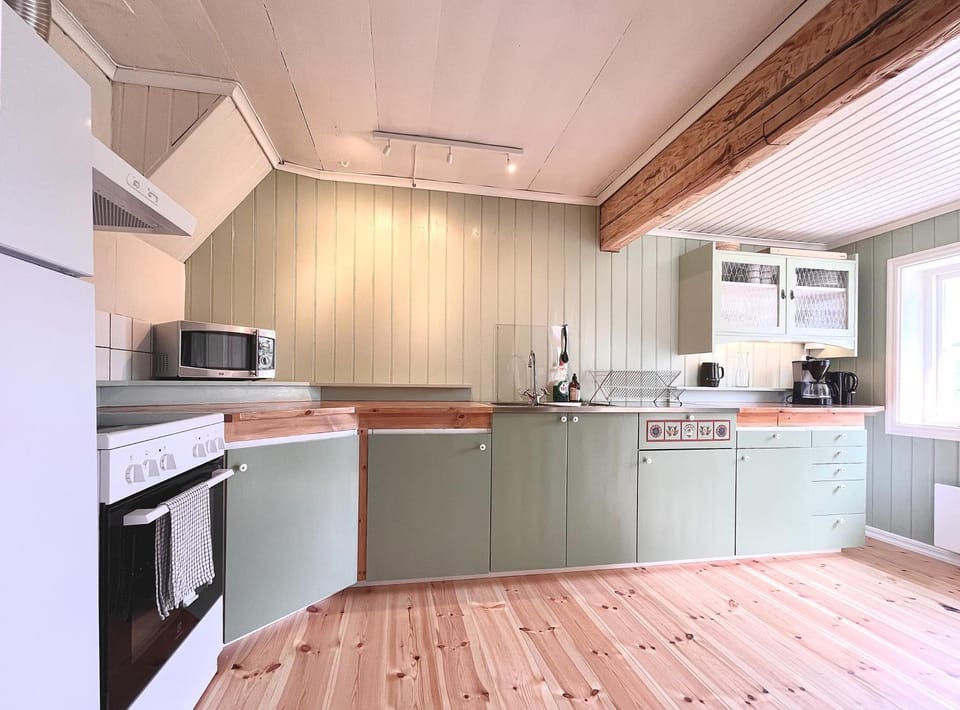 Property building, Kitchen or kitchenette, oven, pet friendly