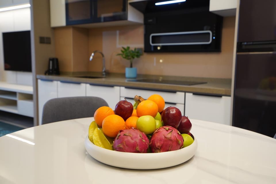 Kitchen or kitchenette, Food and drinks