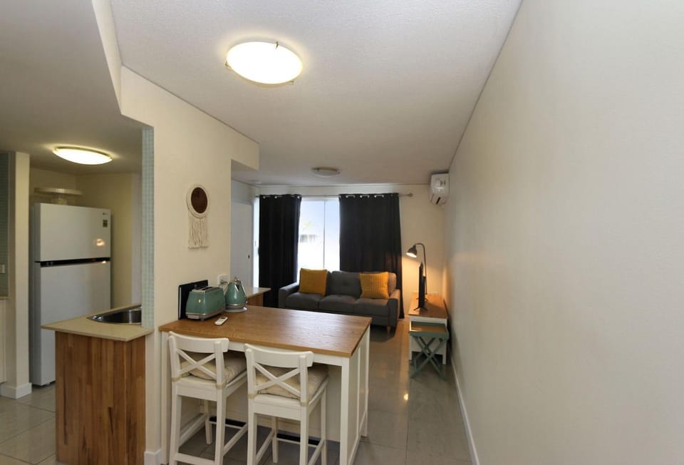 Platinum Apartments - Unit 2 Apartment in Bargara