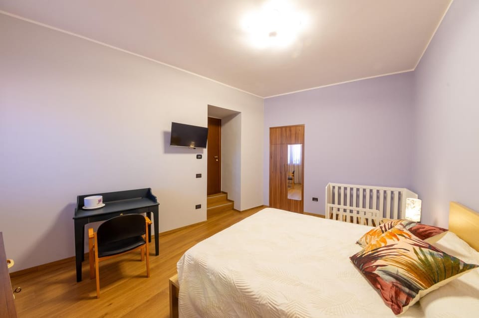 Bedroom, Bedroom