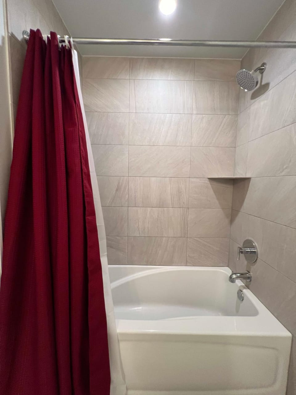 Chic 1 BR w Parking Apartment in Chicago