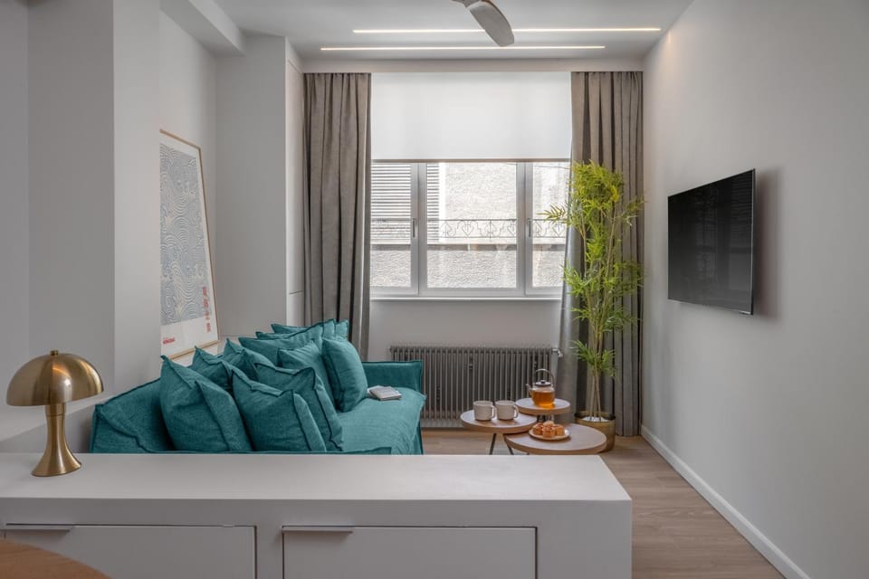 Communal lounge/ TV room, TV and multimedia, Living room