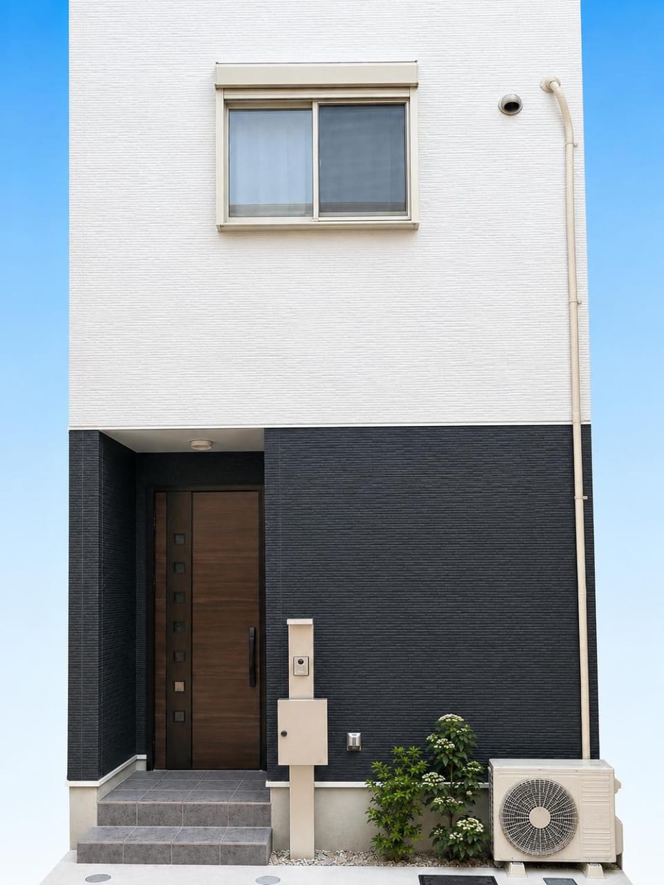 Property building, Day