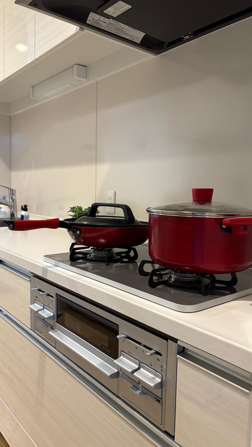 Kitchen or kitchenette, stove