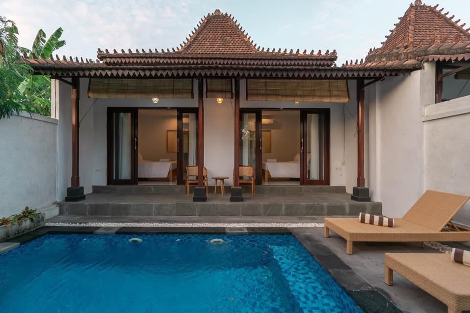 Property building, Swimming pool
