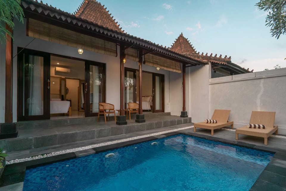 Property building, Swimming pool