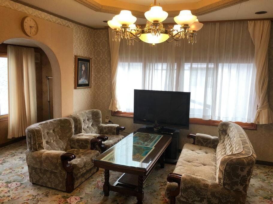 Tomahouse Bed and Breakfast in Sapporo