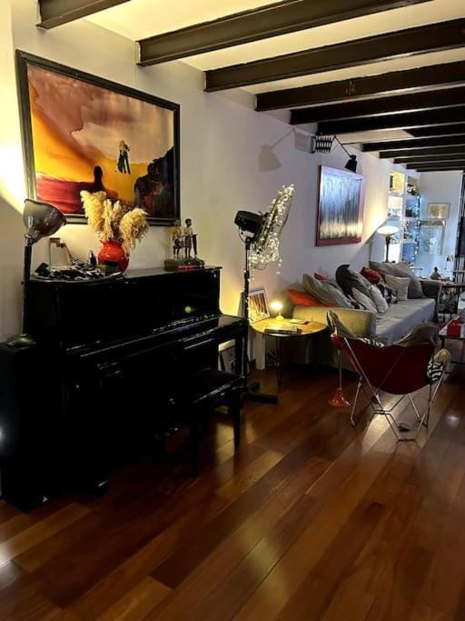 Maison atypique style loft Villa in Toulon