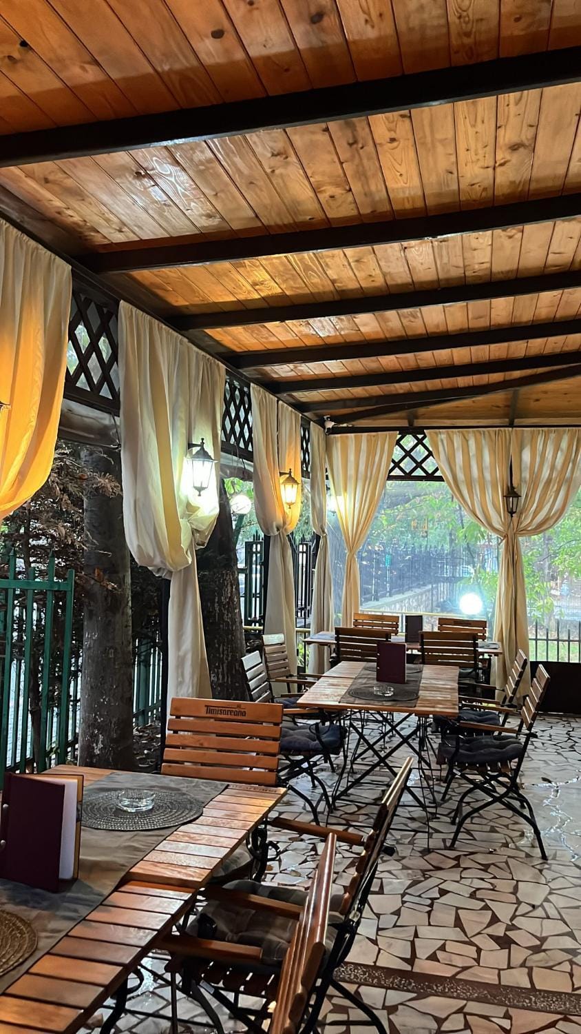 Pensiune Restaurant Arconi Bed and Breakfast in Constanța County