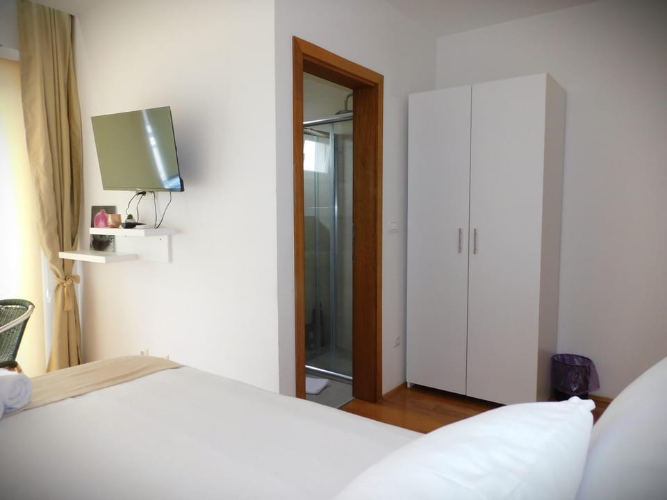 Gaia Aparthotel near Airport Inn in Sarajevo