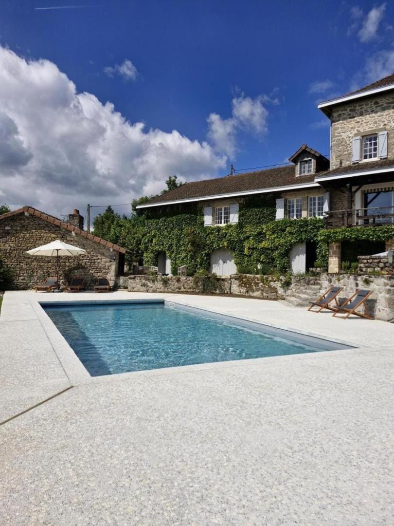 Les granges du tais House in Nouvelle-Aquitaine