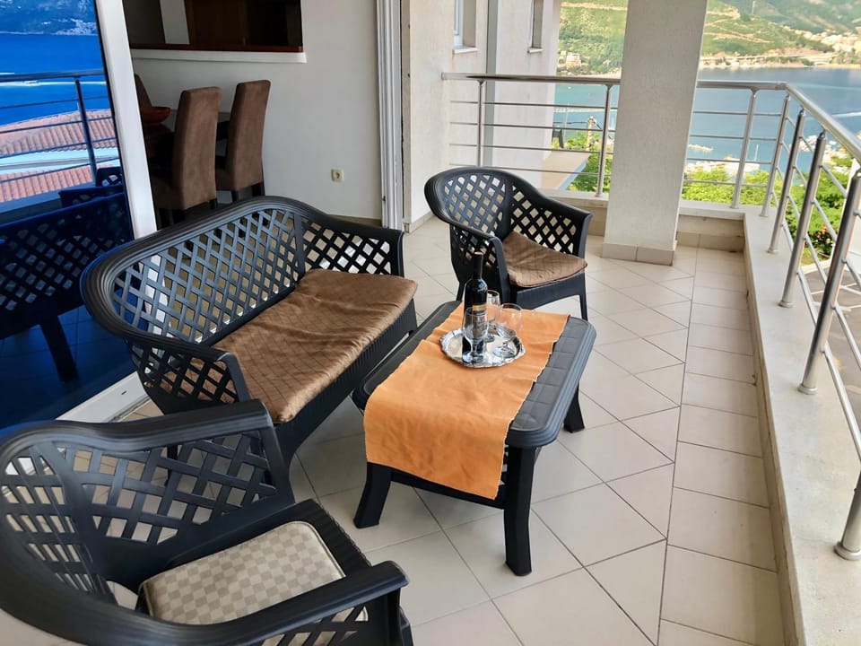 Balcony/Terrace, Seating area