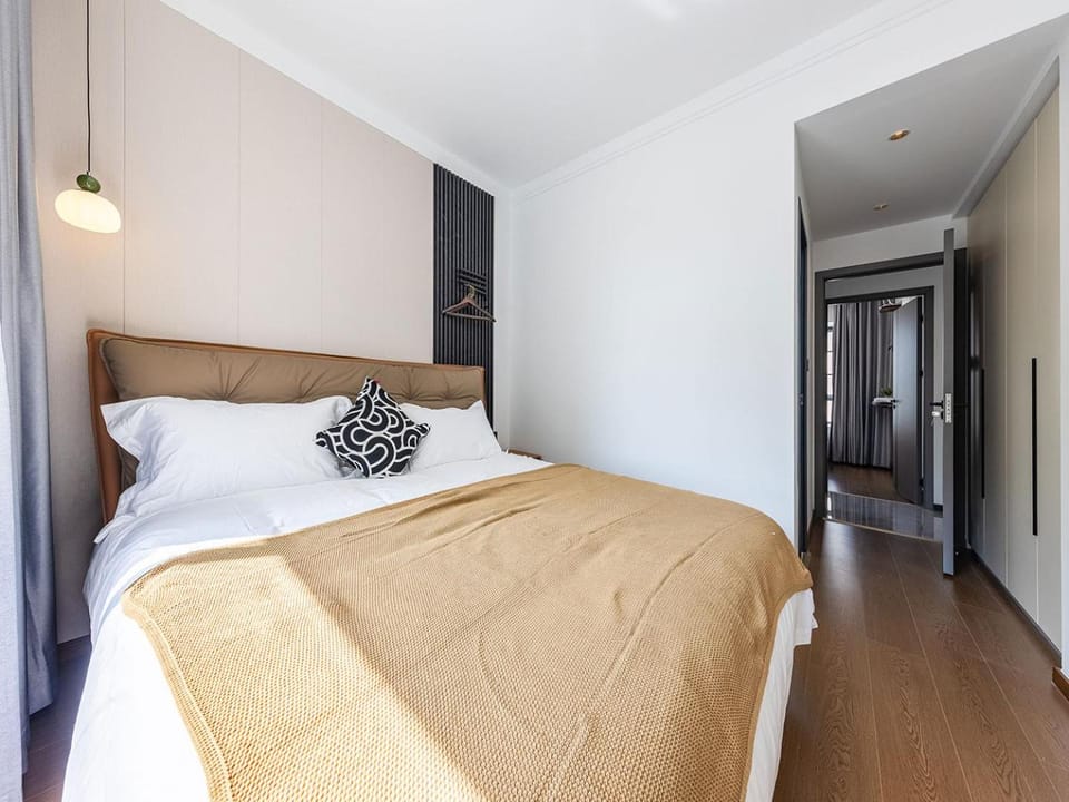 Bed, Photo of the whole room, Bedroom, wardrobe