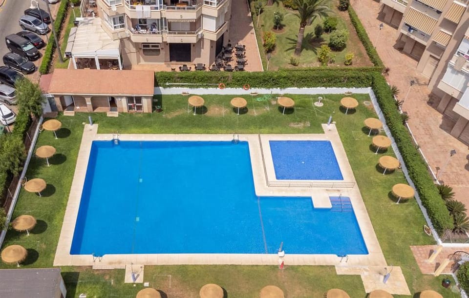 Pool view, Swimming pool