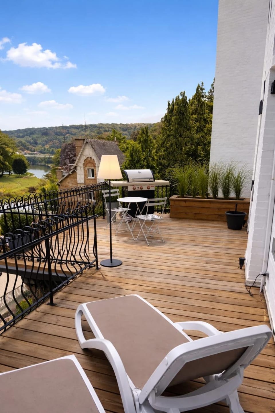 Château en bord d'Ourthe La Terrasse Apartment in Belgium