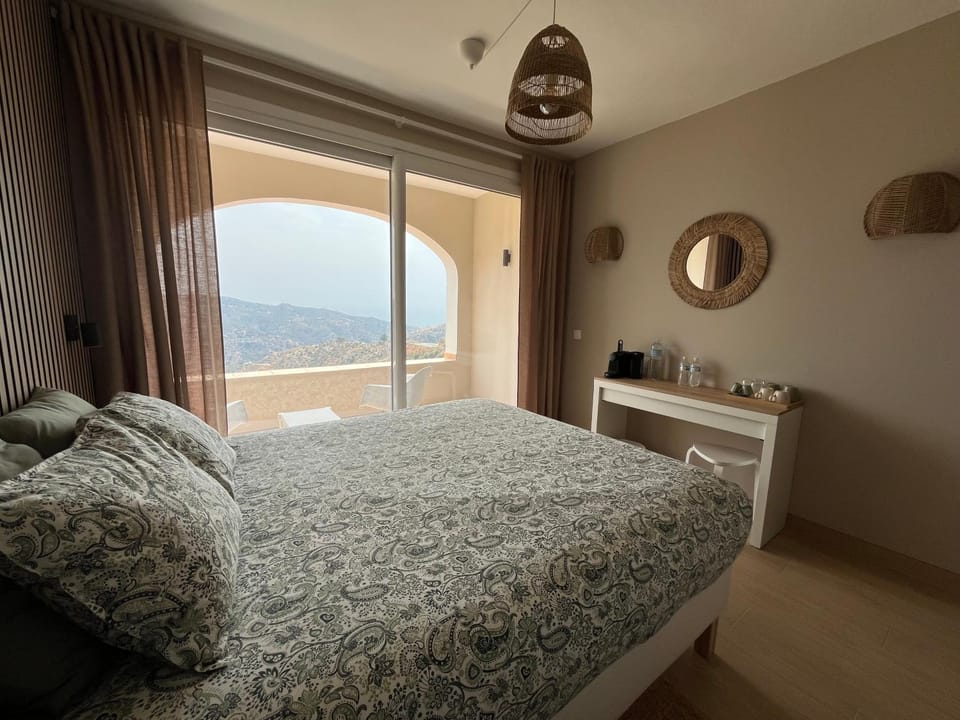 Property building, Bedroom, Sea view, Sea view