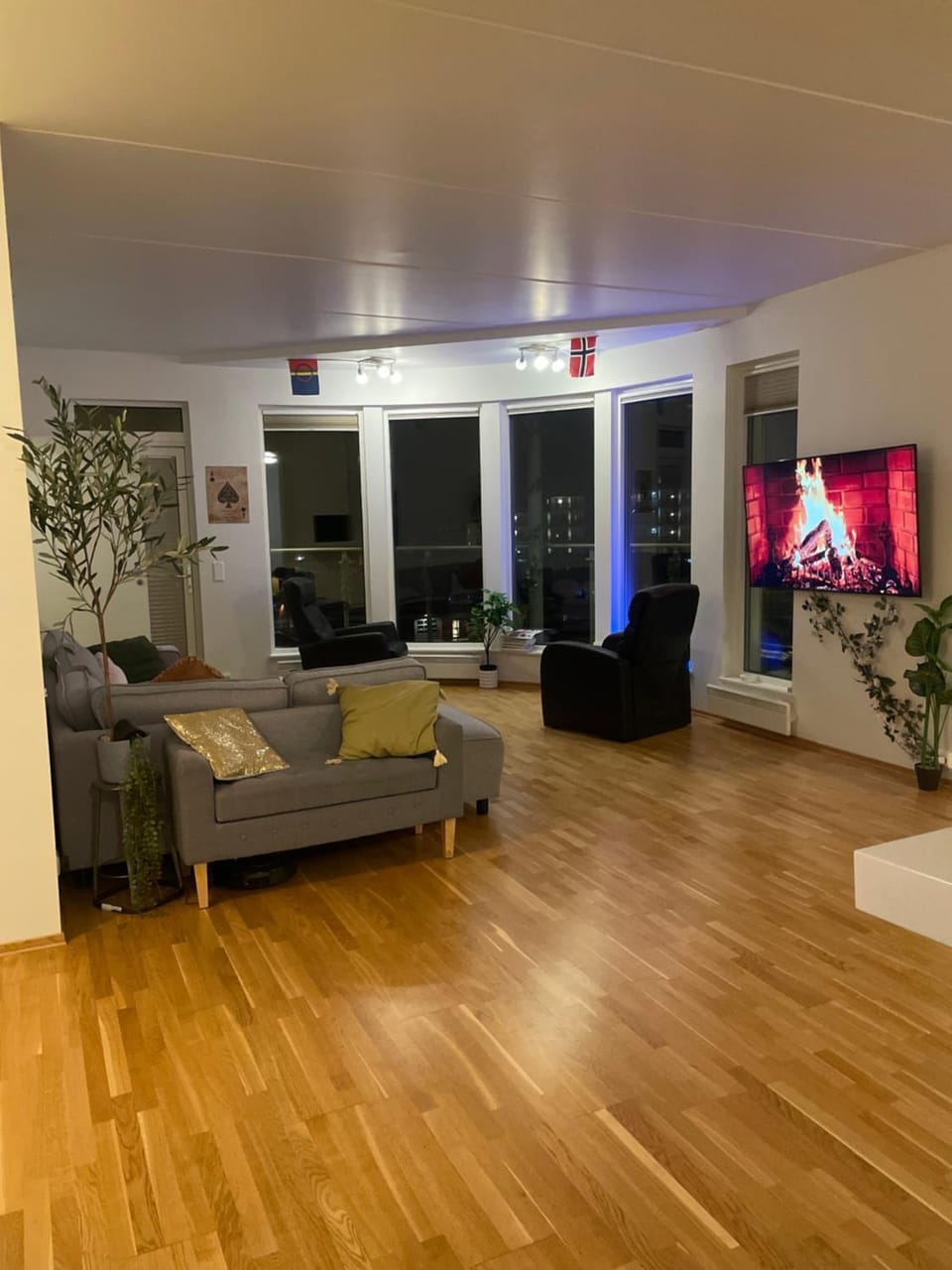 privat room in penthouse Beautiful wiew in the heart of city center Vacation rental in Lapland