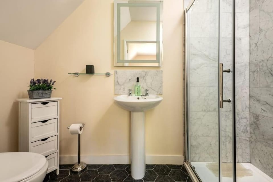 Upper Wing - Norfolk Cottage Agency Apartment in North Norfolk District