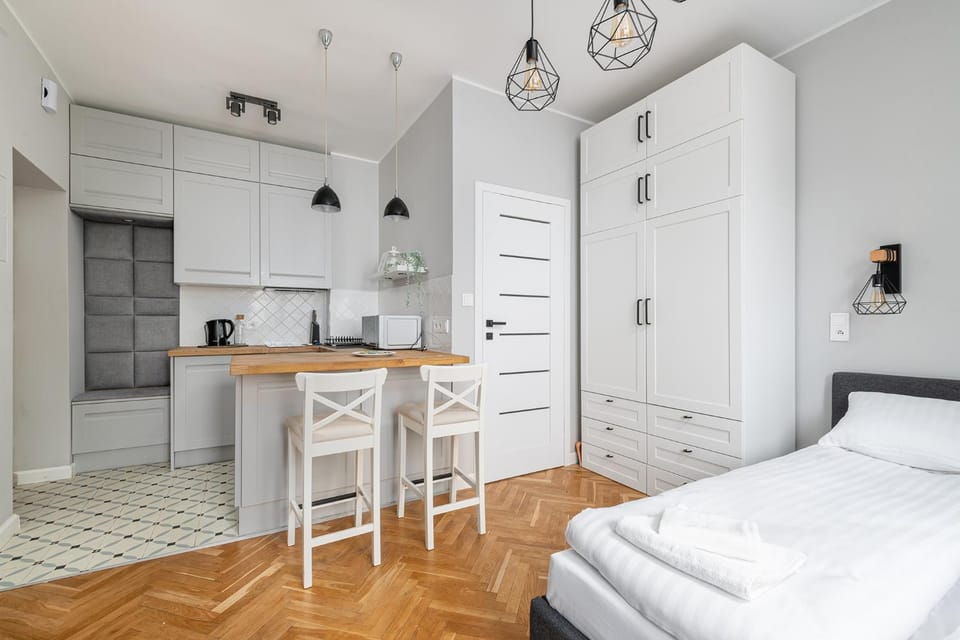 Bed, Kitchen or kitchenette, wardrobe