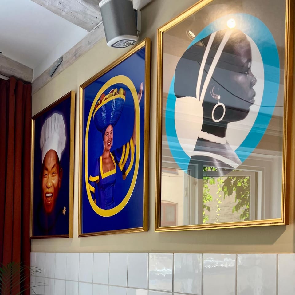 Kitchen or kitchenette, Decorative detail