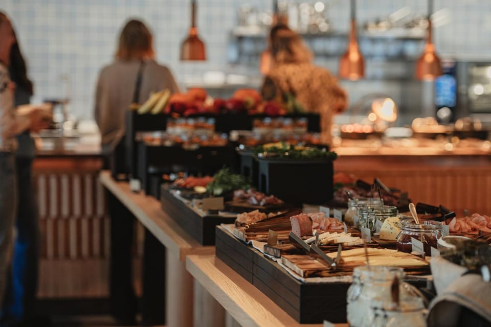 Continental breakfast, Continental breakfast, Buffet breakfast, Buffet breakfast