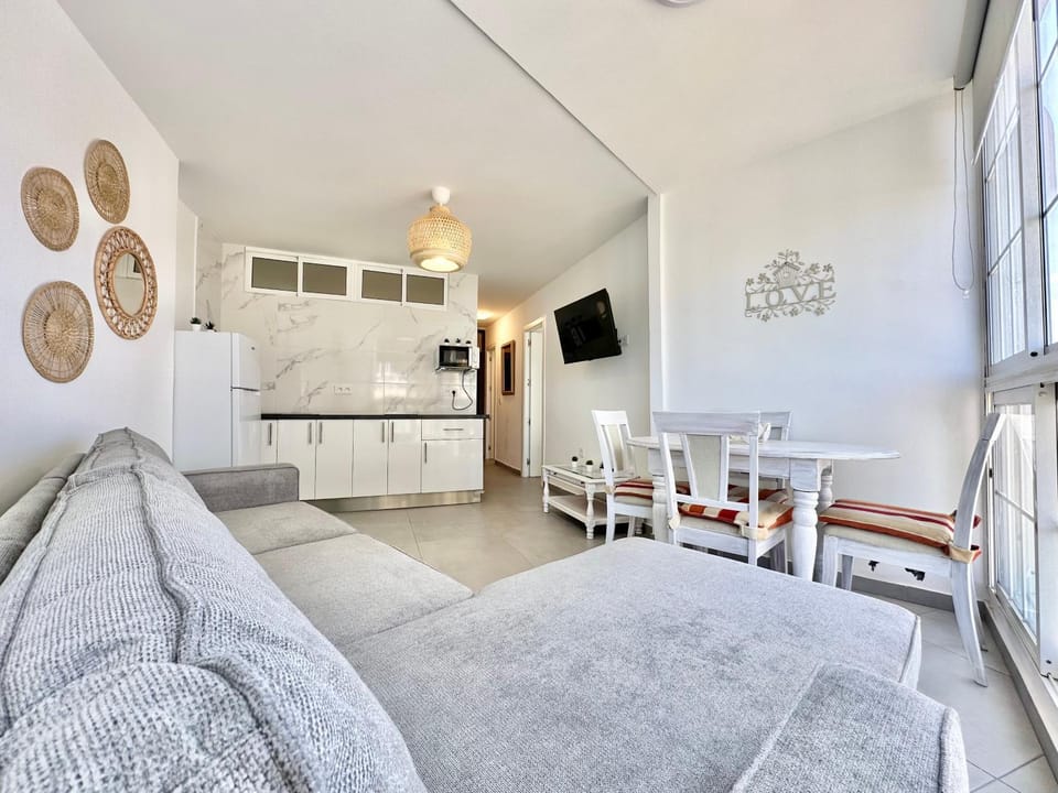TV and multimedia, Living room, Dining area, kitchen