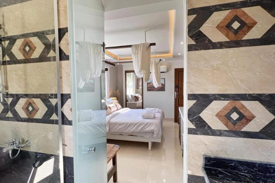 Bed, Photo of the whole room
