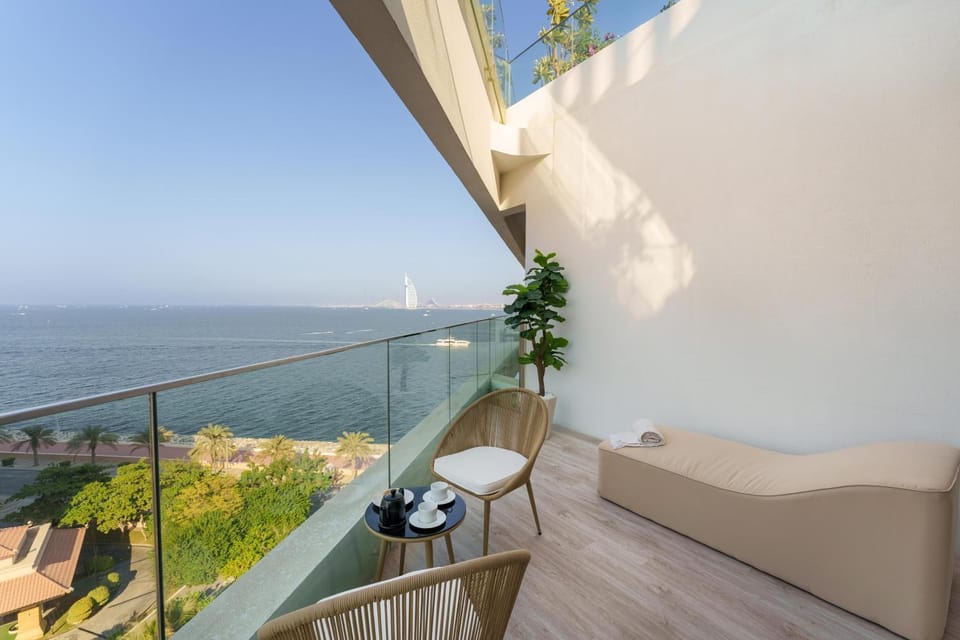 Patio, Day, Natural landscape, View (from property/room), Balcony/Terrace, Seating area, Landmark view, Sea view