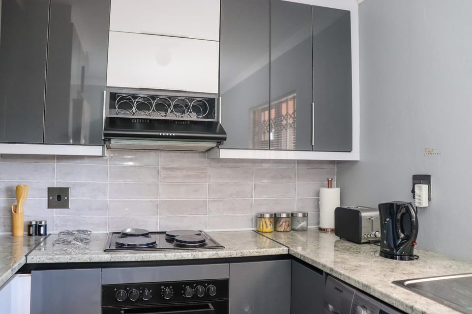 Centrally Located Luxurious Unit in CBD Apartment in Africa