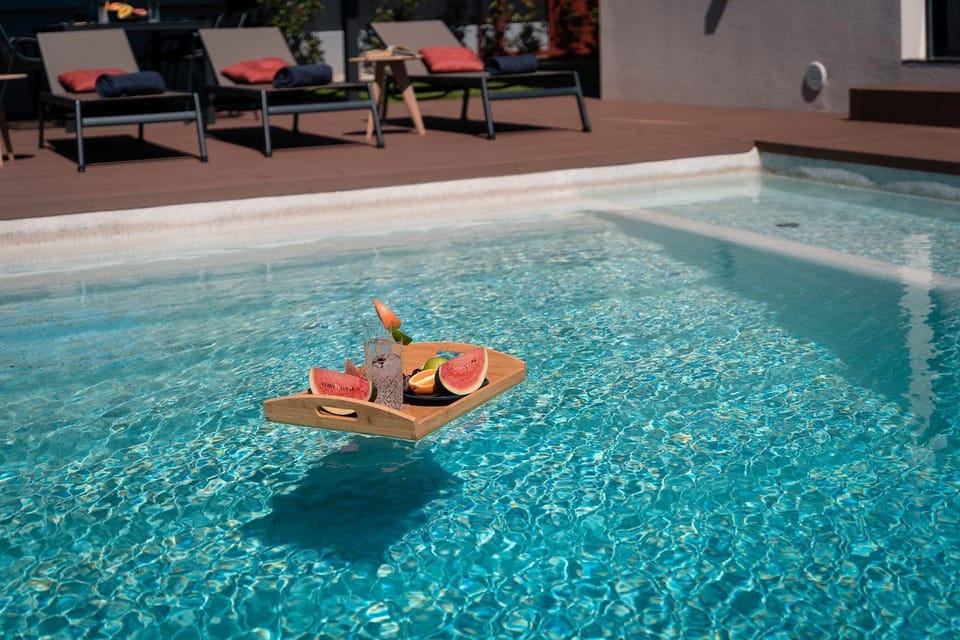 Noble strandnahe Villa mit Meerblick, Privatpool, Gym, nur 700 Meter zum Strand House in Poreč