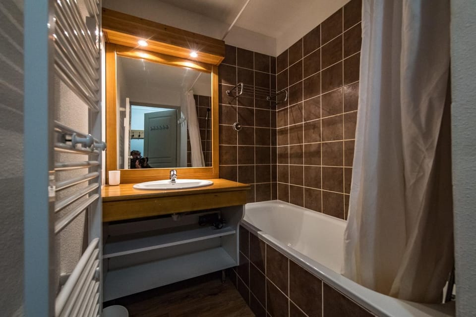 Apartment for 6 to 8 people in Albiez Apartment in Auvergne-Rhône-Alpes