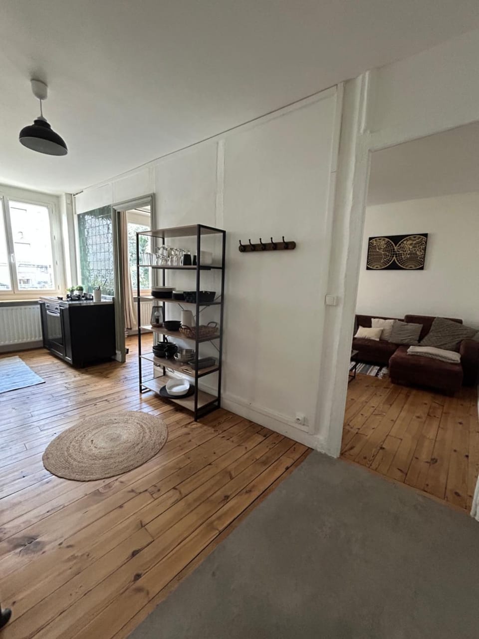 Kitchen or kitchenette, Living room