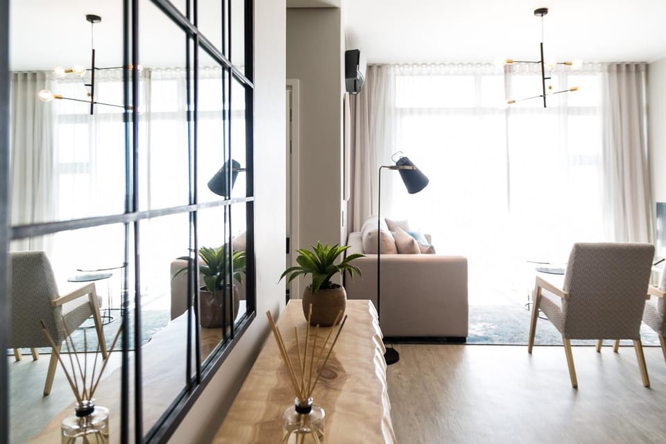 Axis Luxury apartment -mountain and Ocean view -Century City Apartment in Camps Bay