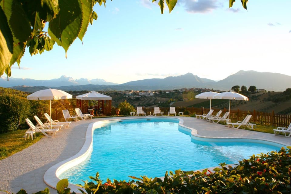 Day, Natural landscape, Mountain view, Pool view, Swimming pool