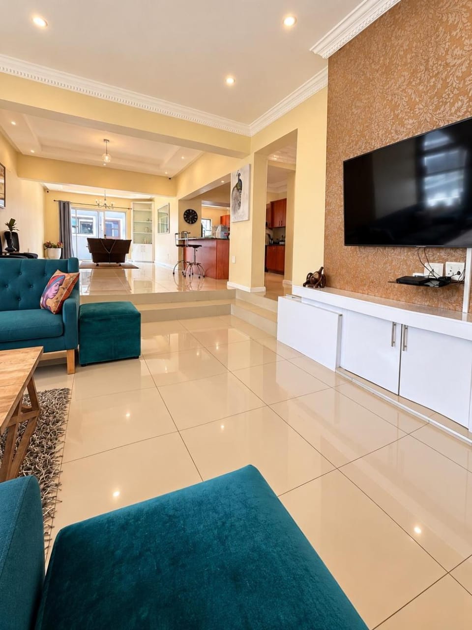 West Gemini Guesthouse Bed and Breakfast in Cape Town