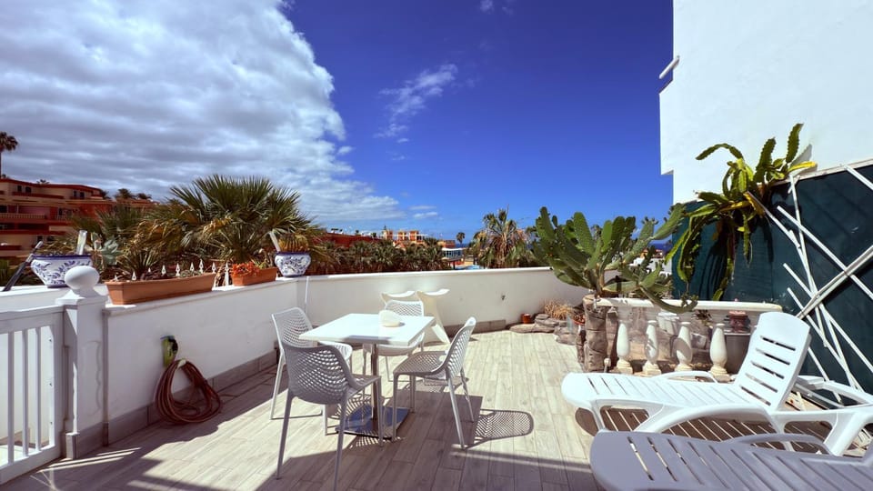 Property building, Day, View (from property/room), Balcony/Terrace, Balcony/Terrace