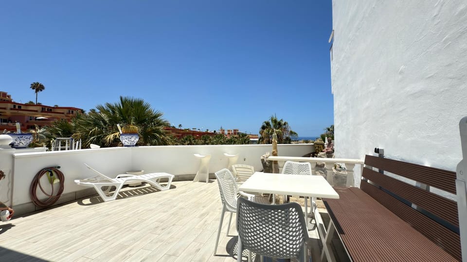 Day, View (from property/room), Balcony/Terrace, Balcony/Terrace, sunbed